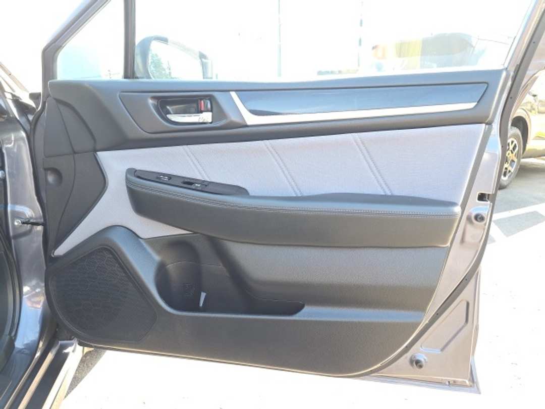 2017 Subaru Legacy 2.5i - Image 21