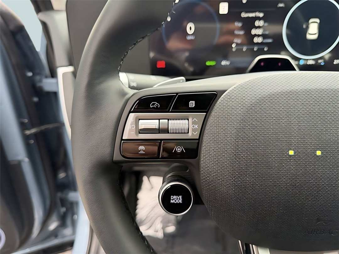 2026 Hyundai Ioniq 5 Limited - Image 18