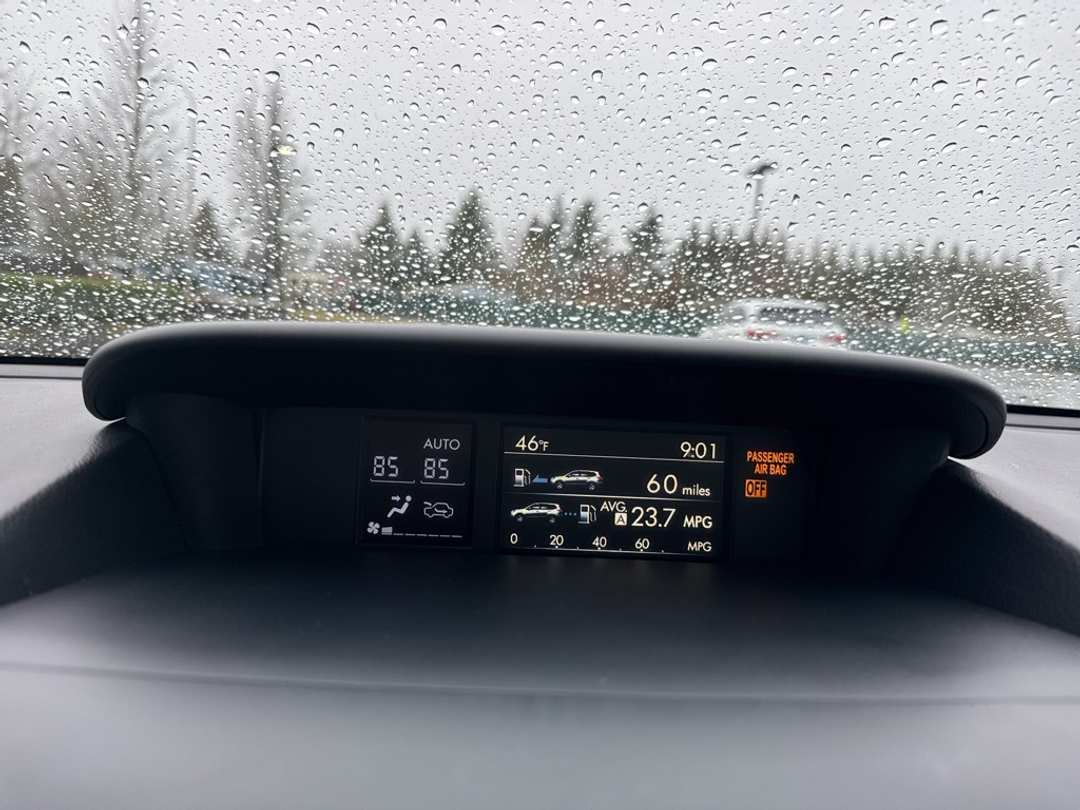 2016 Subaru Forester 2.5i Touring - Image 14