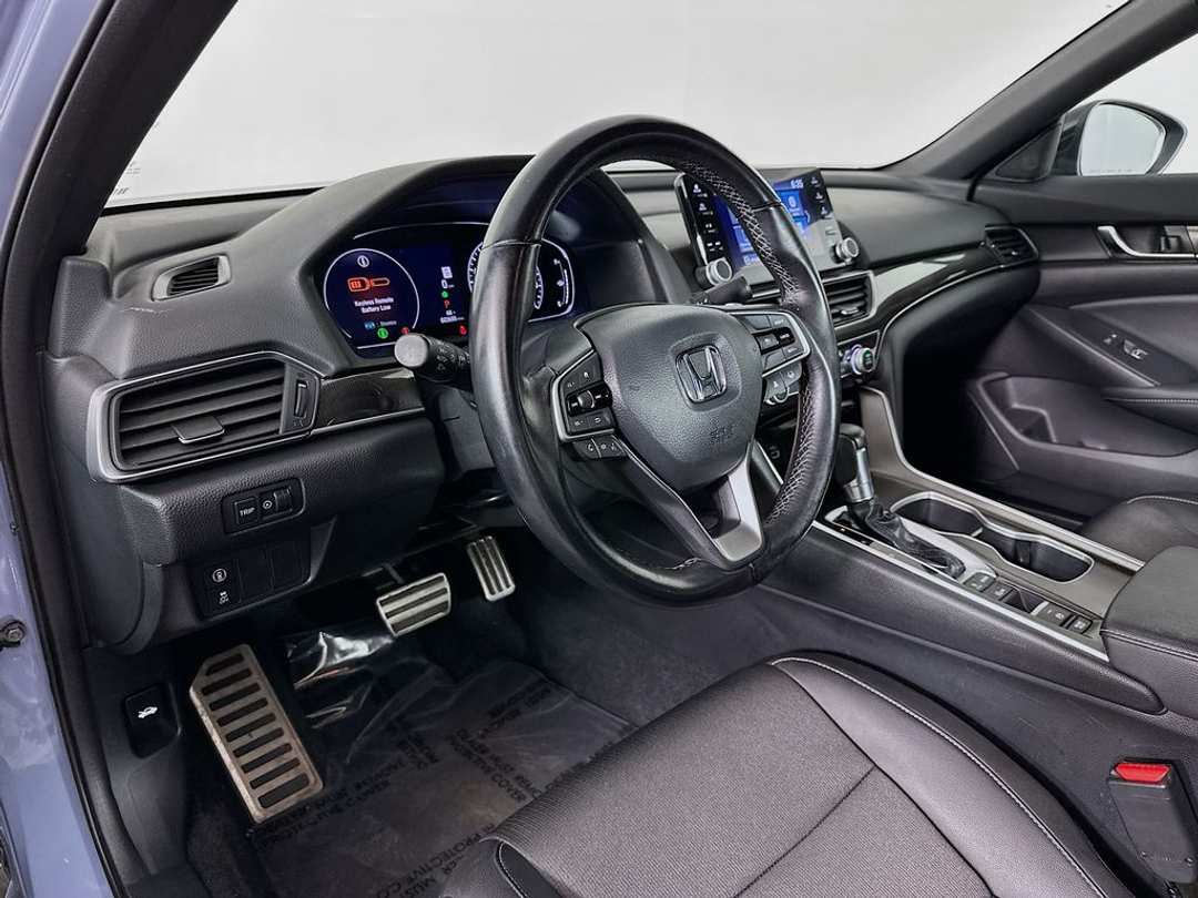 2022 Honda Accord Sport - Image 10