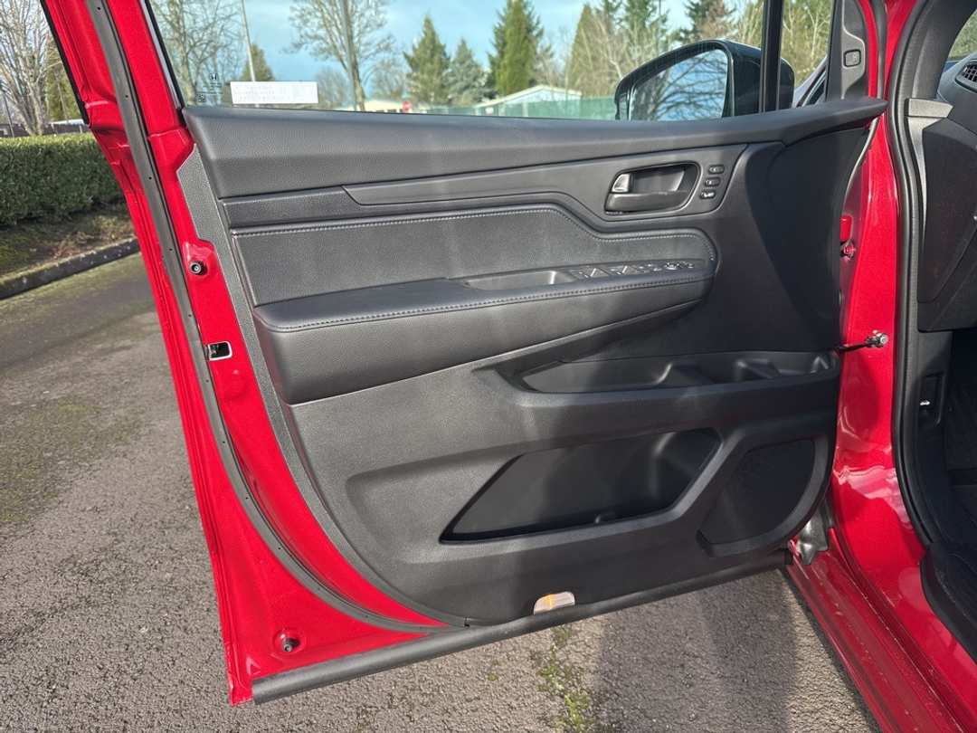2026 Honda Odyssey SportL - Image 11