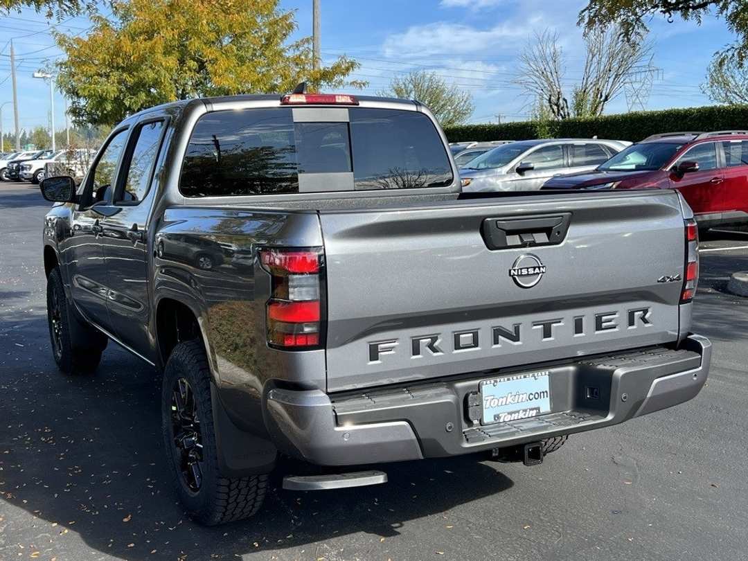 2026 Nissan Frontier SV - Image 4