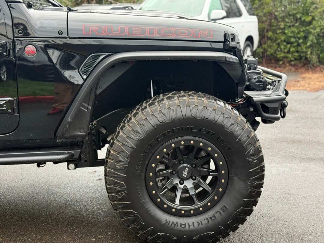 2025 Jeep Wrangler Rubicon - Image 18