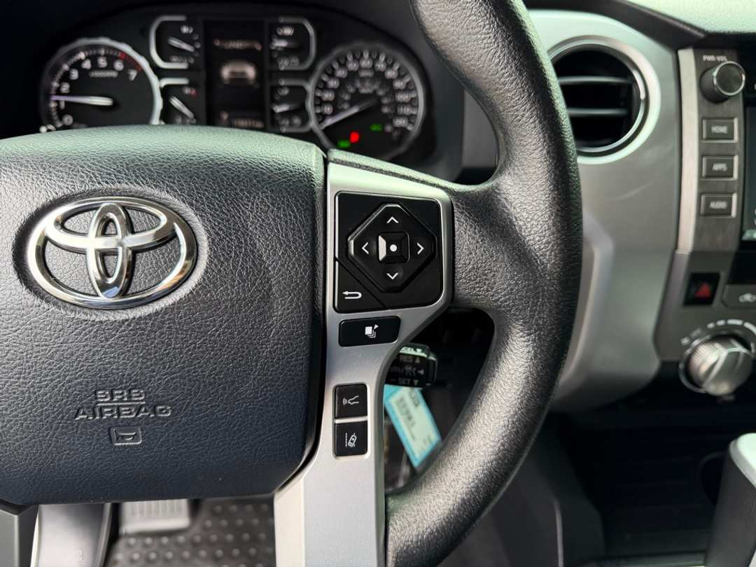 2018 Toyota Tundra SR5 - Image 18
