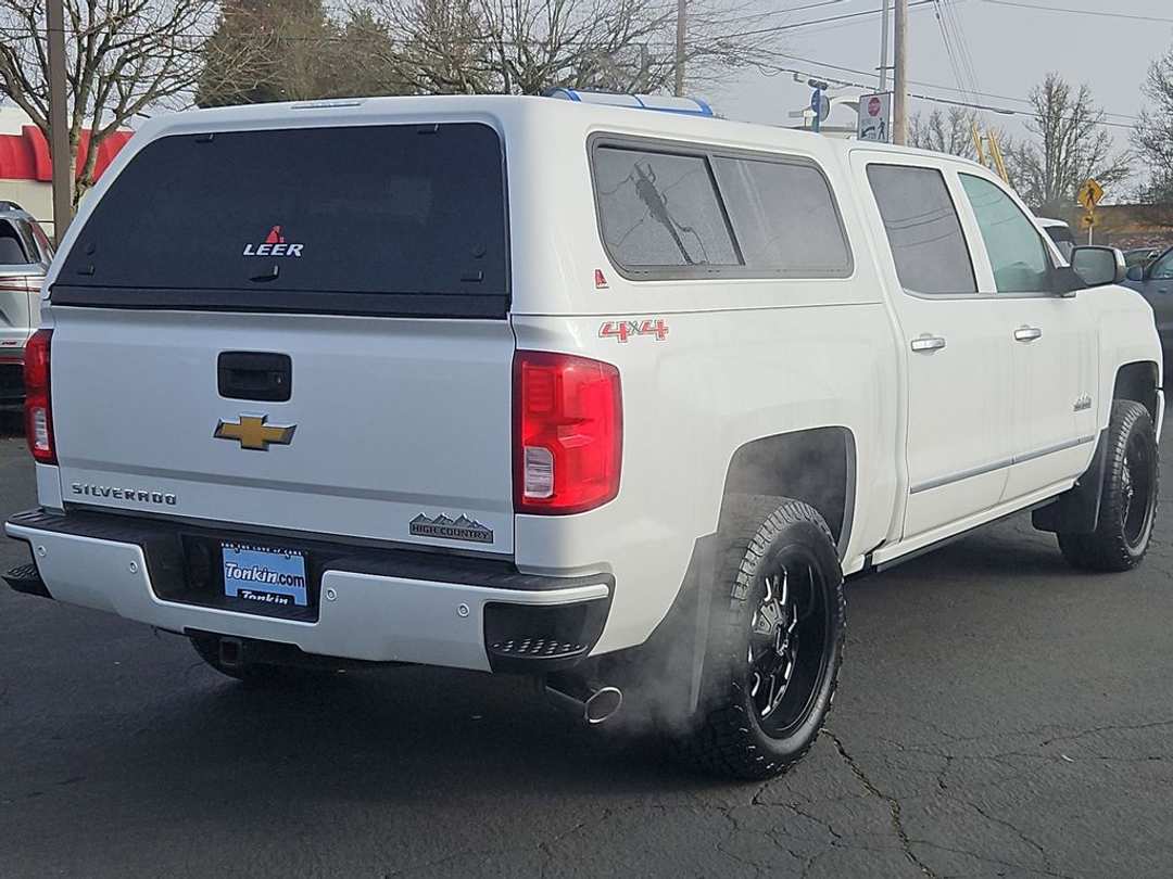 2017 Chevrolet Silverado 1500 High Country - Image 6