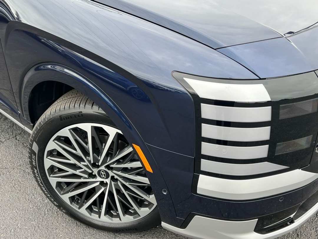 2026 Hyundai Palisade Calligraphy - Image 2