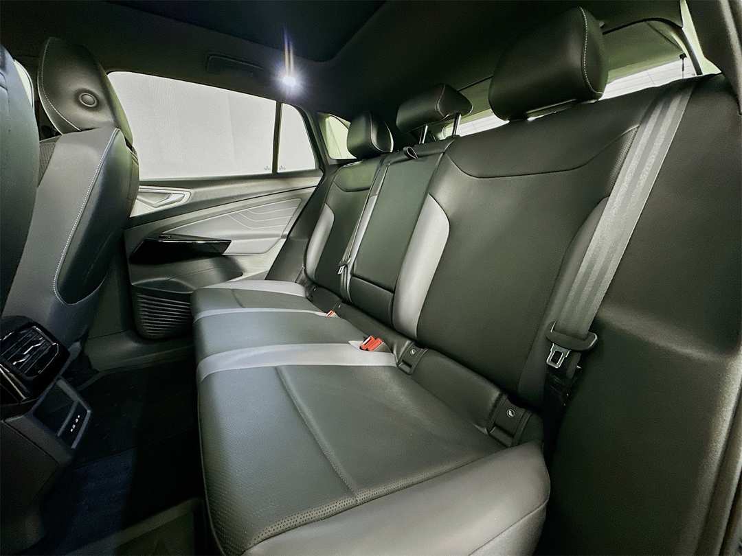 2024 Volkswagen Id.4 Pro S - Image 25