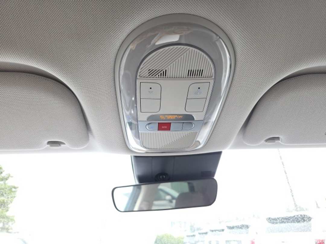 2024 Hyundai Ioniq 5 SE - Image 20