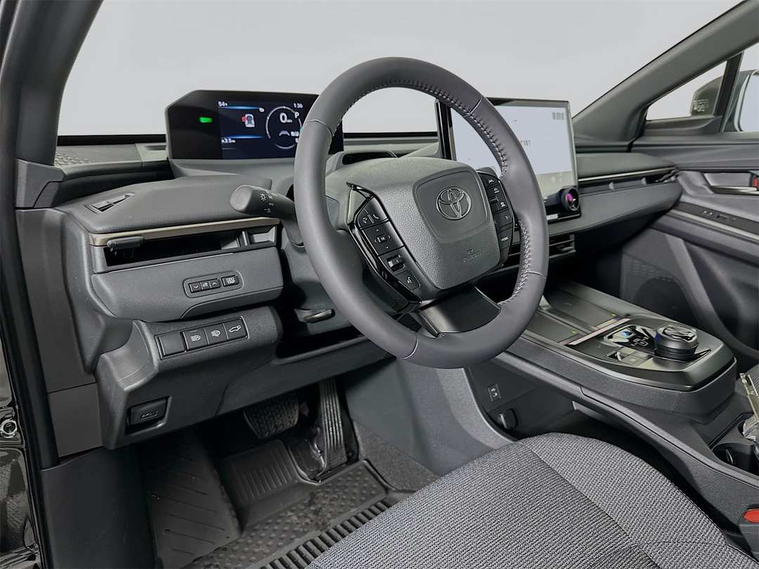 2026 Toyota Bz XLE Plus - Image 9