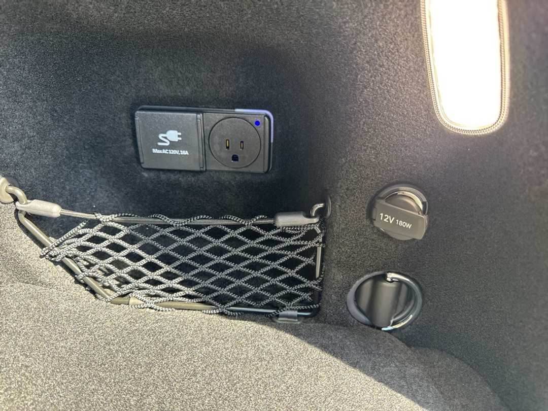 2026 Genesis Electrified Gv70 - Image 15