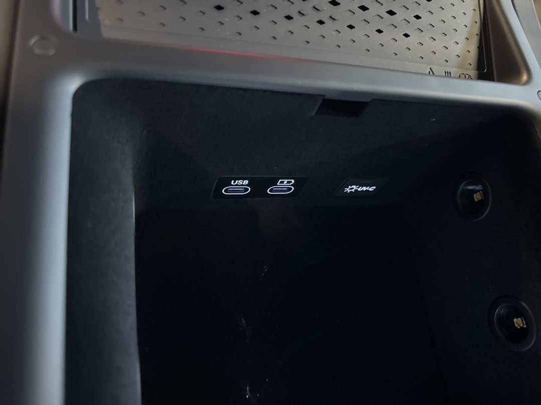 2026 Genesis G90 3.5T eSC - Image 47