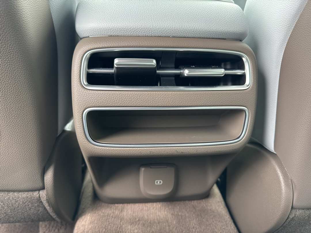 2026 Genesis Gv70 2.5T Advanced - Image 46