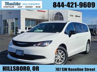 2026 Chrysler Voyager LX