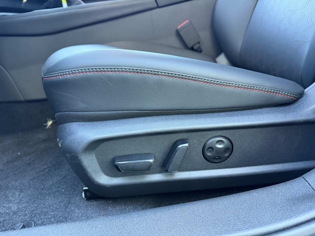 2026 Nissan Sentra SR - Image 14