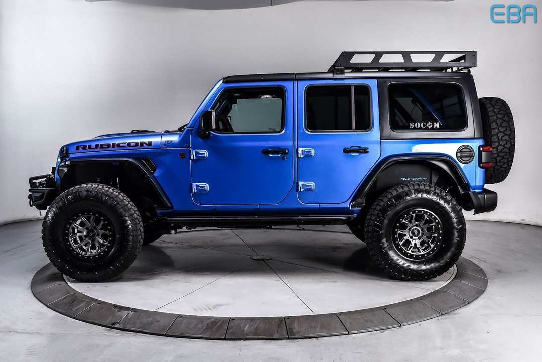2025 Jeep Wrangler Rubicon - Image 3