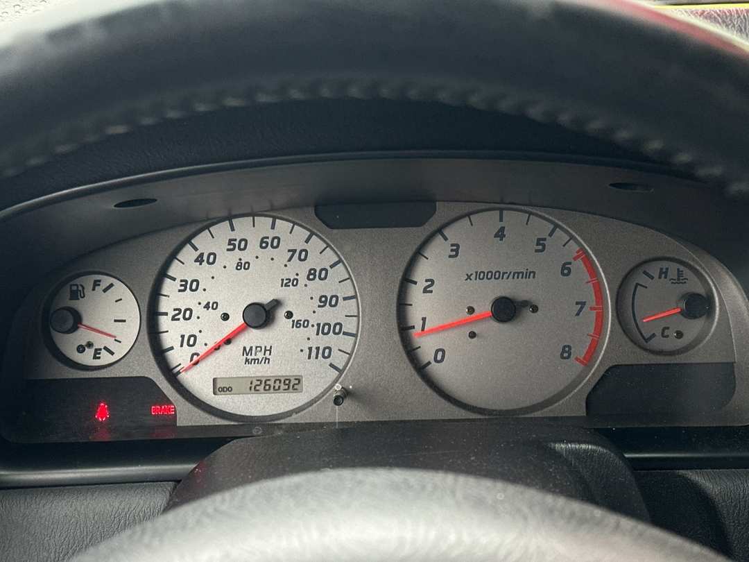 2001 Nissan Frontier SE - Image 21