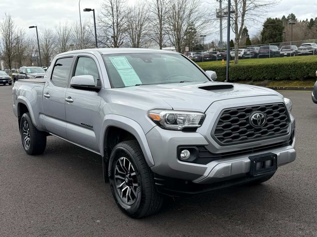 2020 Toyota Tacoma TRD Sport - Image 2