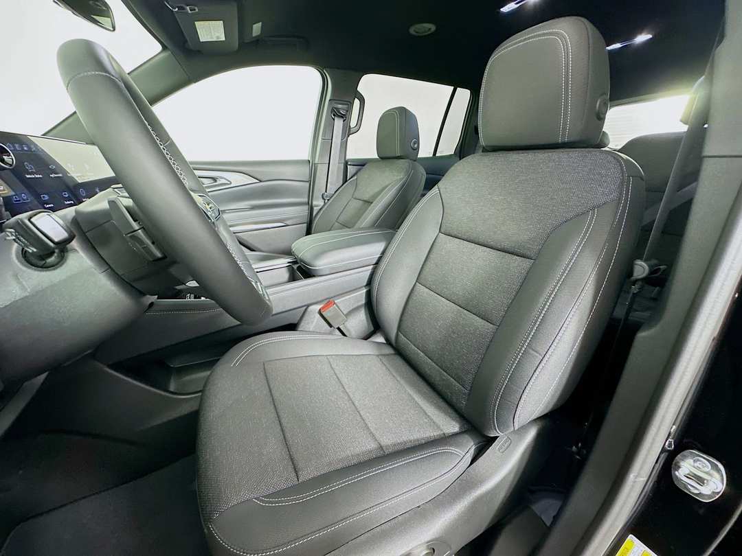 2026 Chevrolet Traverse LT - Image 21