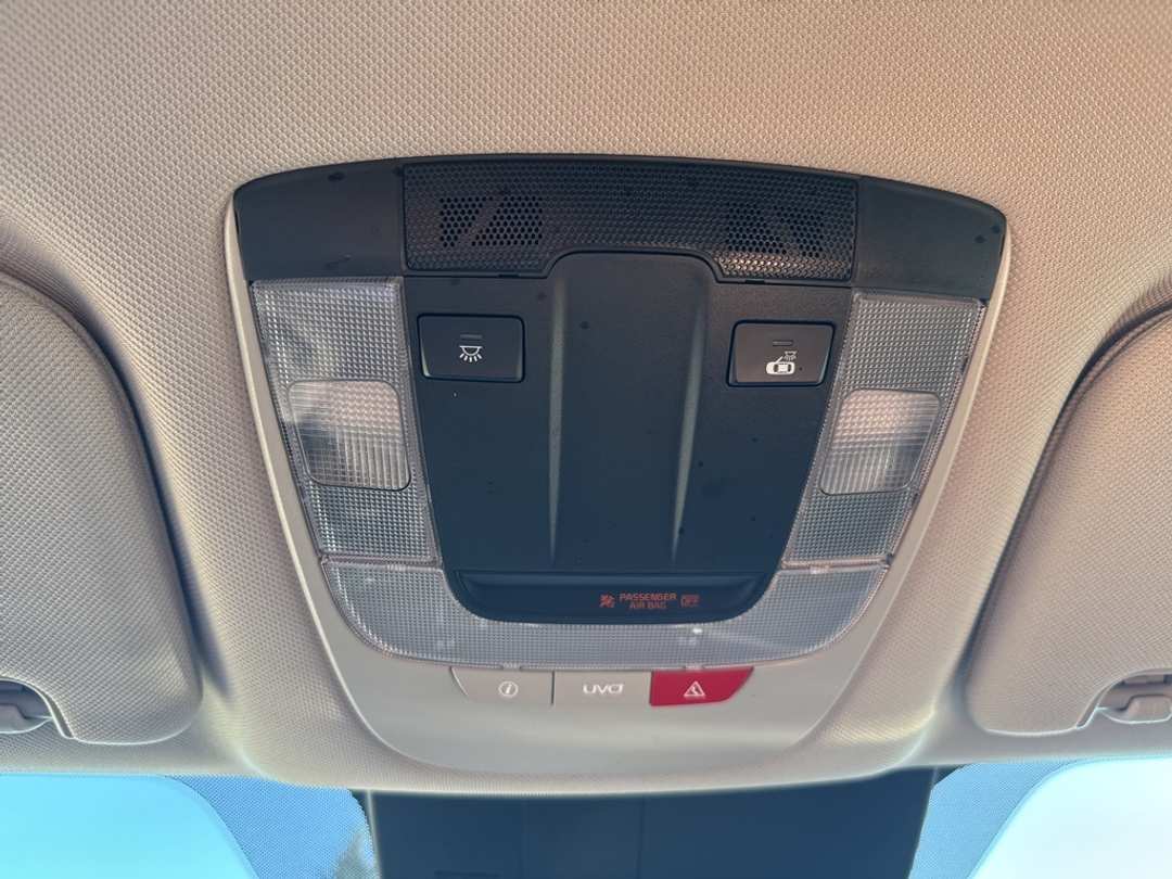 2022 Kia Sorento S - Image 20