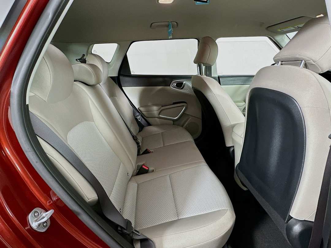 2020 Kia Soul LX - Image 25