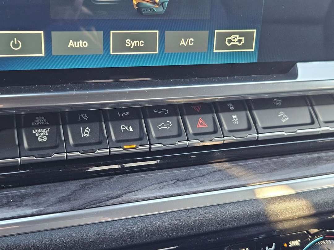 2026 Chevrolet Silverado 2500Hd LTZ - Image 23