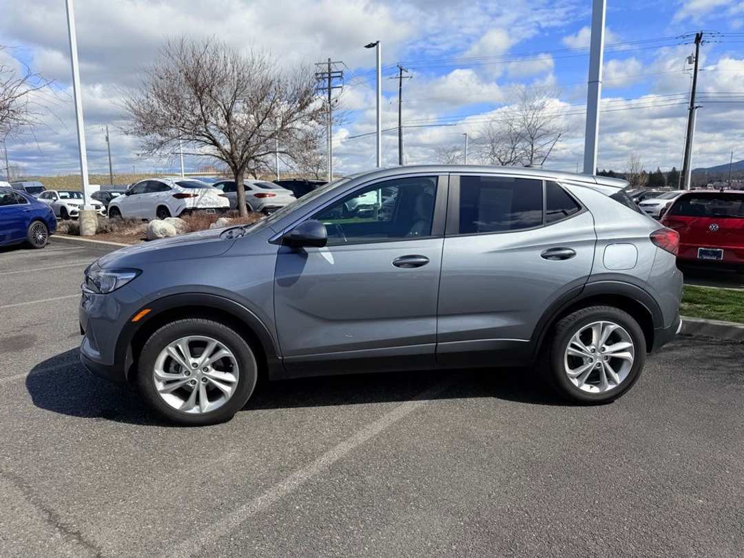 2021 Buick Encore Gx Preferred - Image 3