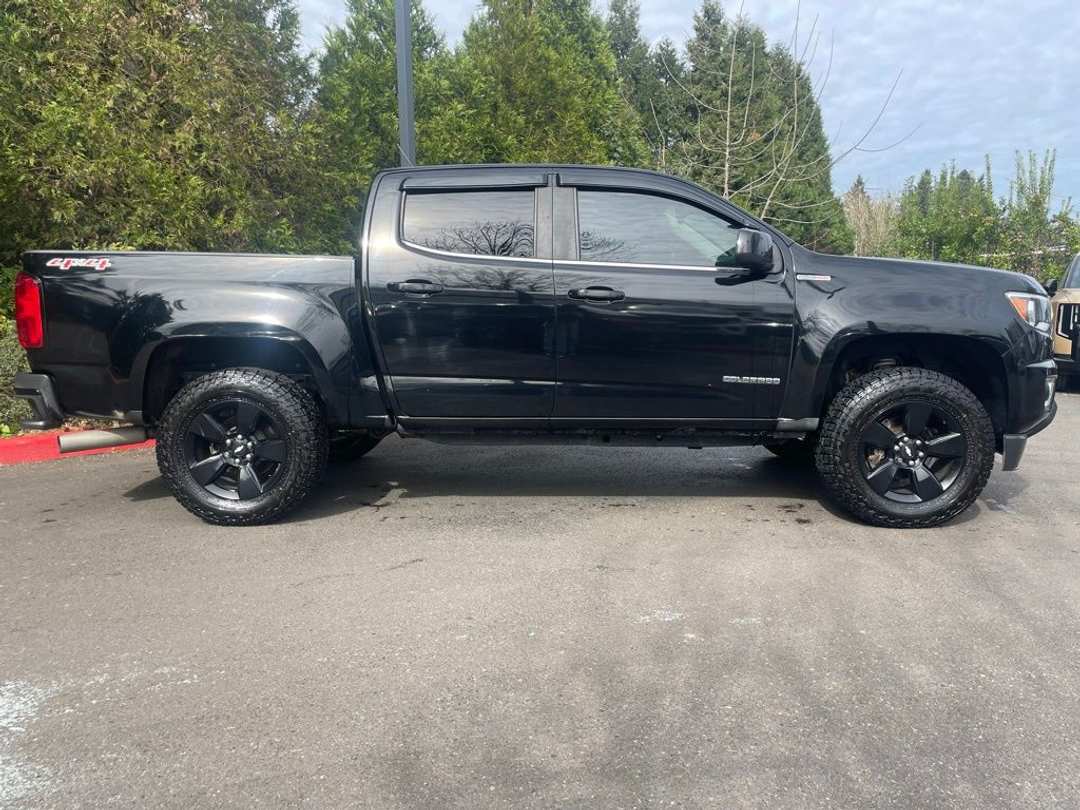 2016 Chevrolet Colorado LT - Image 2