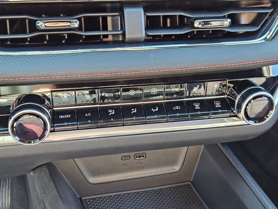 2026 Chevrolet Equinox RS - Image 23