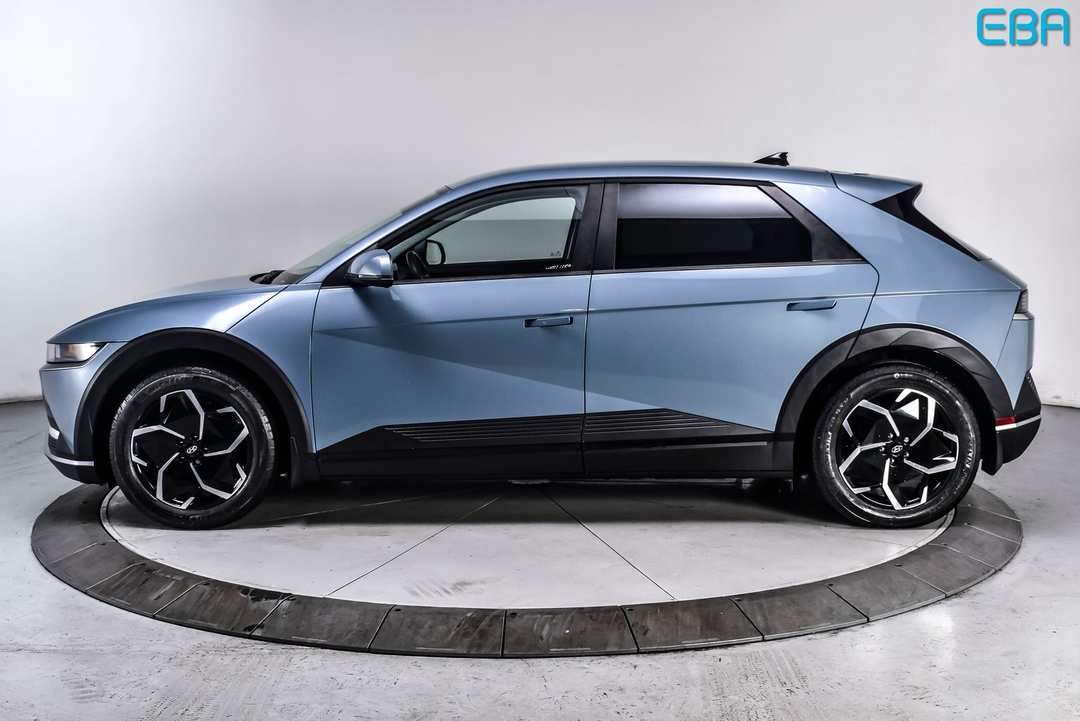 2024 Hyundai Ioniq 5 SEL - Image 3