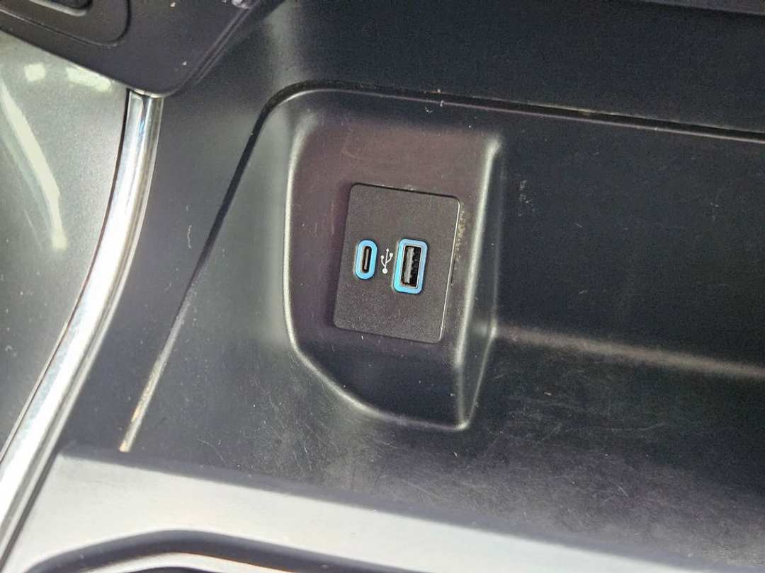 2022 Ford F-150 XLT - Image 25