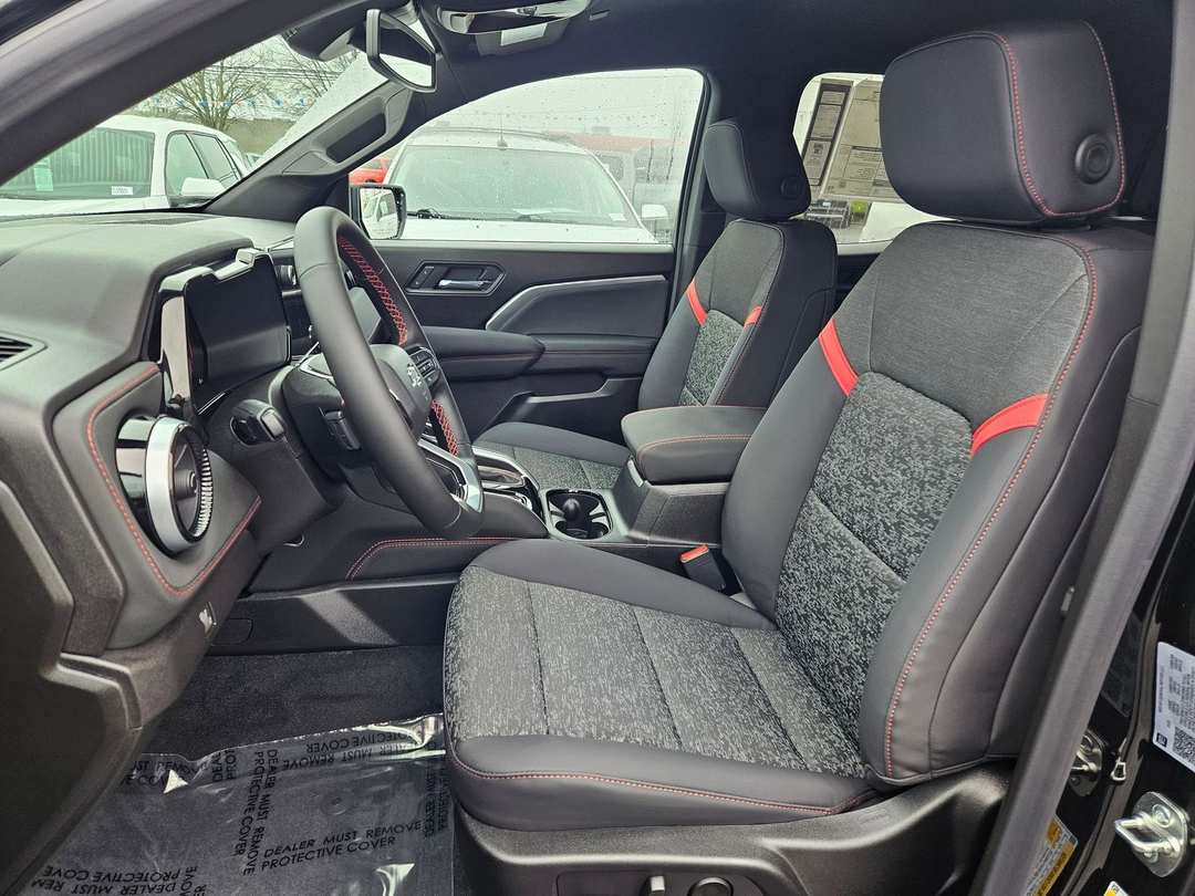 2026 Chevrolet Colorado Z71 - Image 15