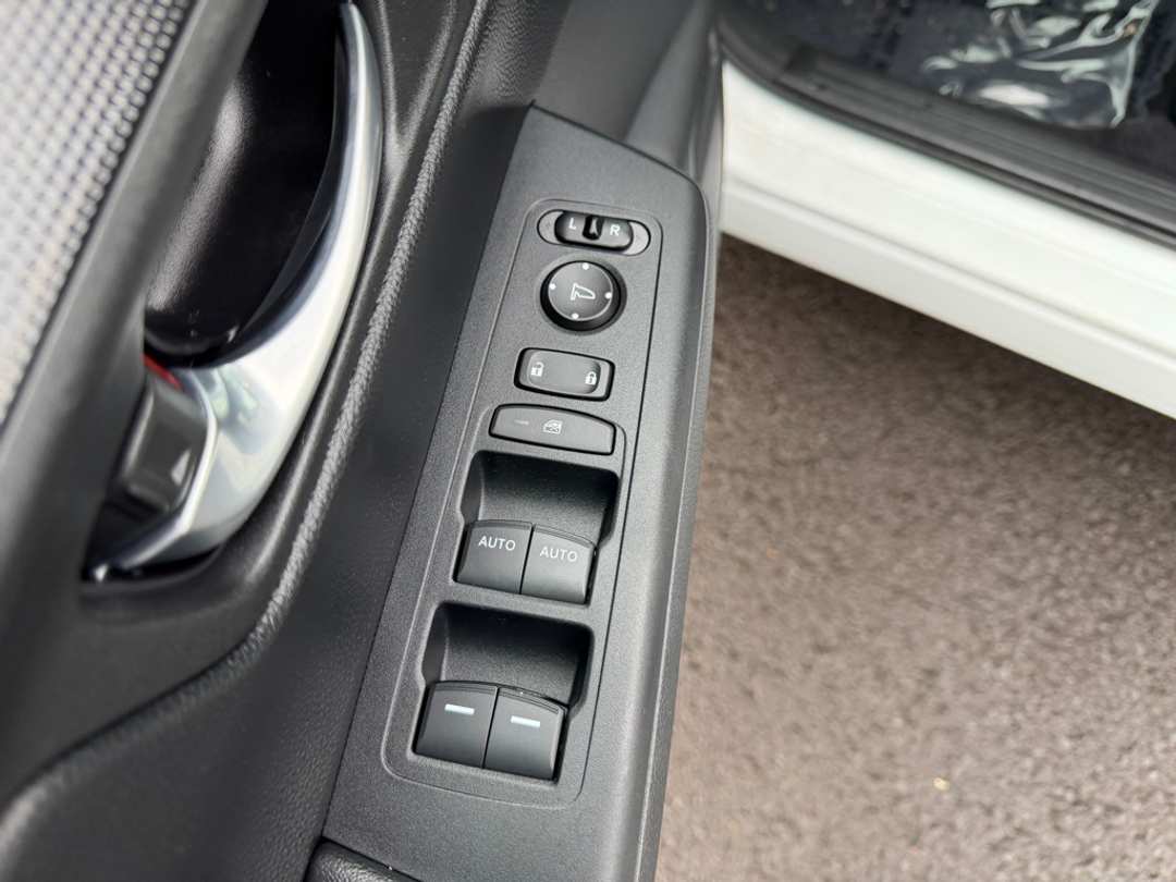 2023 Honda CR-V EX - Image 13