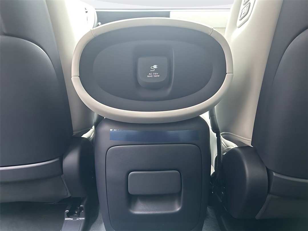 2026 Hyundai Palisade Calligraphy - Image 23