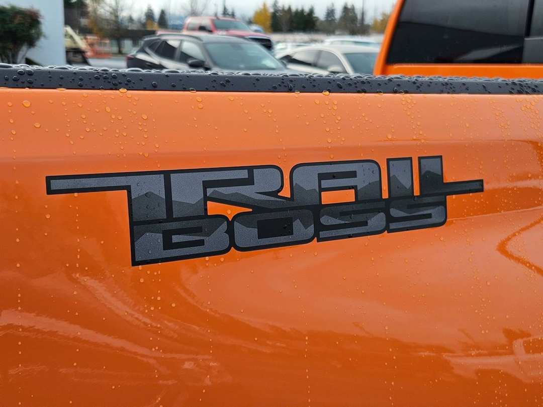 2026 Chevrolet Silverado 3500Hd LT - Image 37