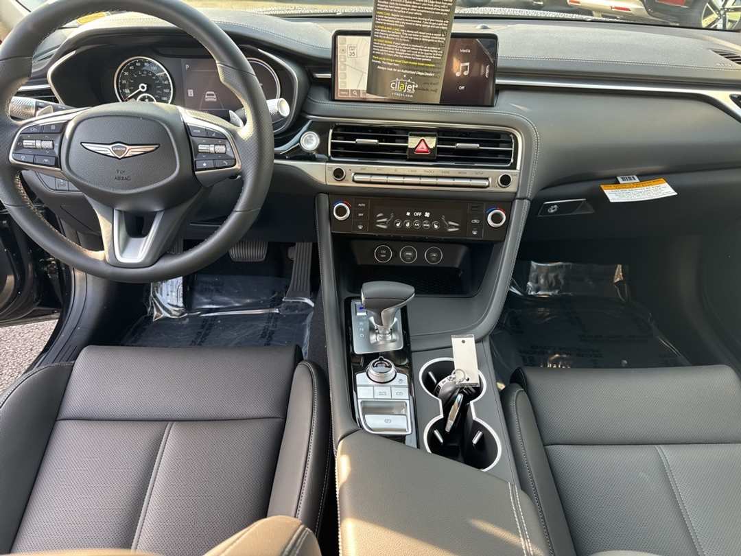 2026 Genesis G70 2.5T - Image 39