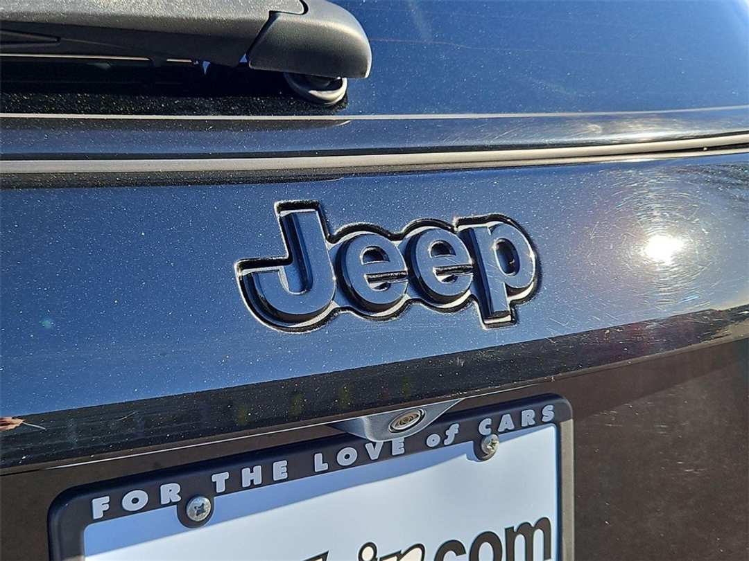 2021 Jeep Compass Sport - Image 24