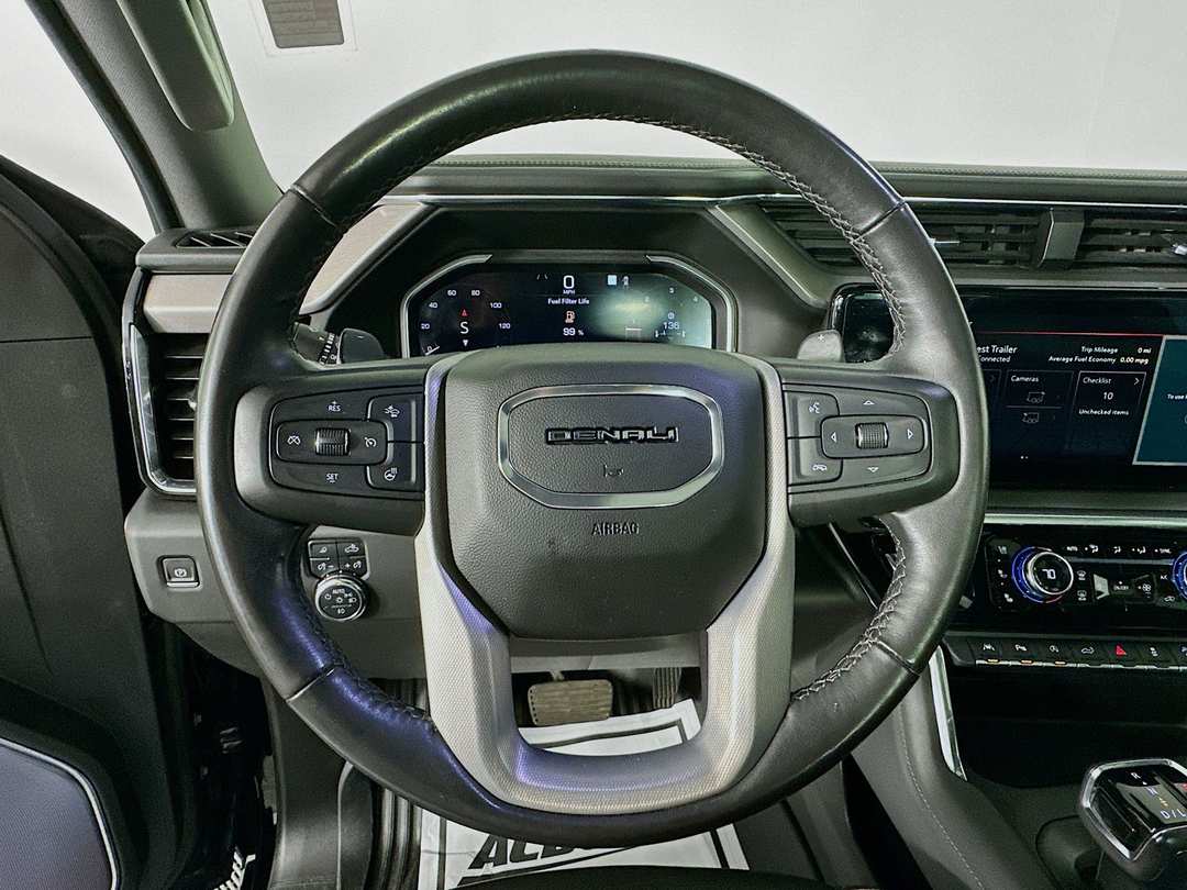 2022 GMC Sierra 1500 Denali - Image 12