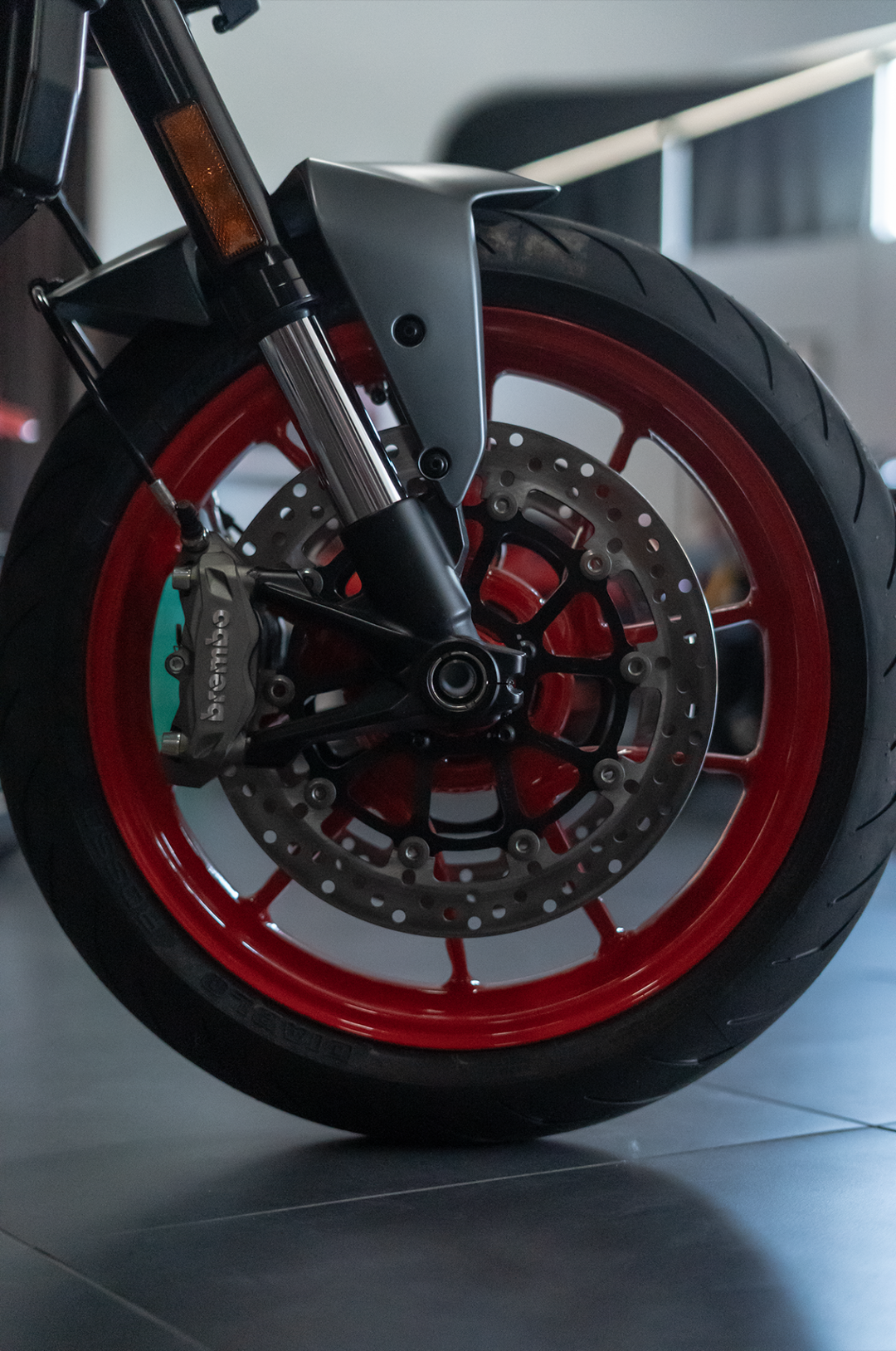 2025 Ducati Monster + - Image 6