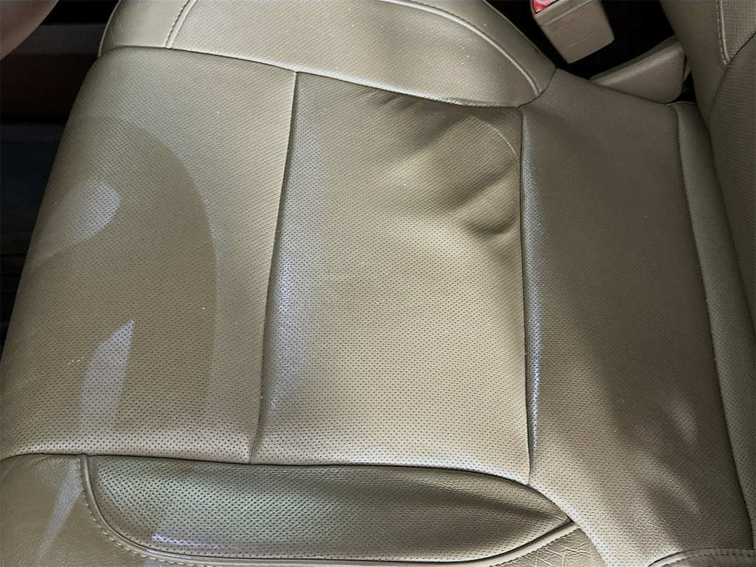 2017 Chevrolet Silverado 1500 LTZ - Image 20