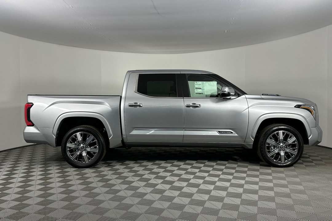 2024 Toyota Tundra Capstone - Image 3