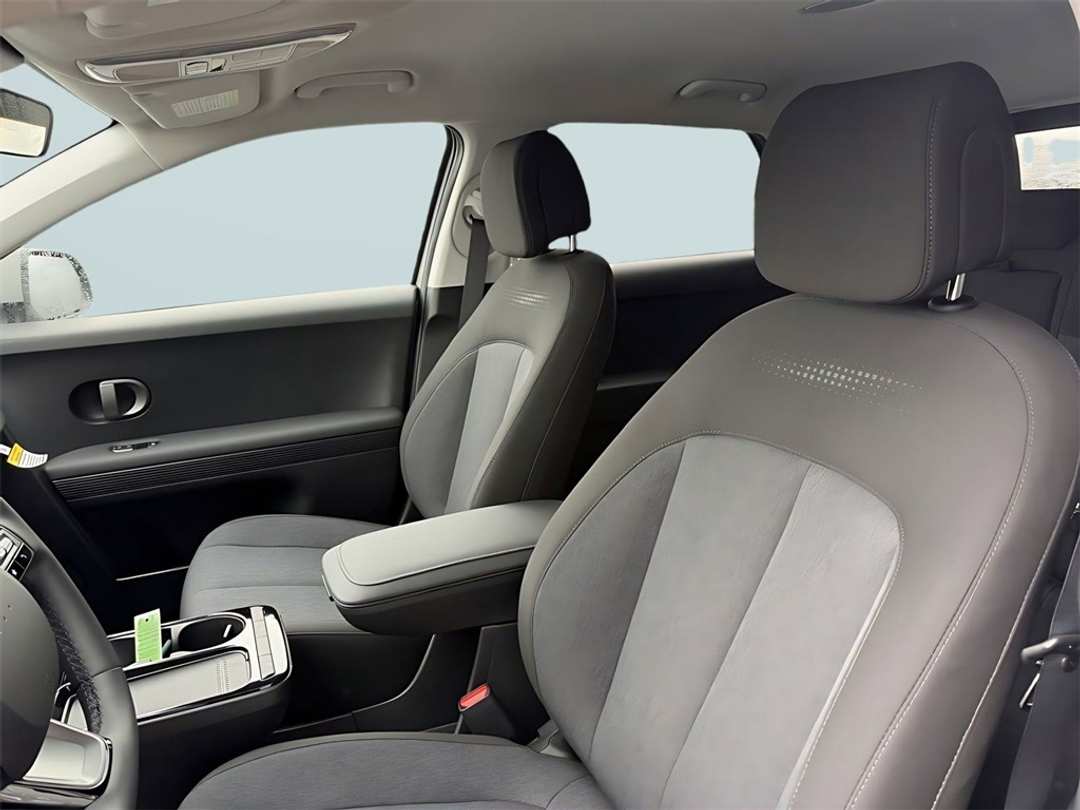 2026 Hyundai Ioniq 5 SE - Image 14