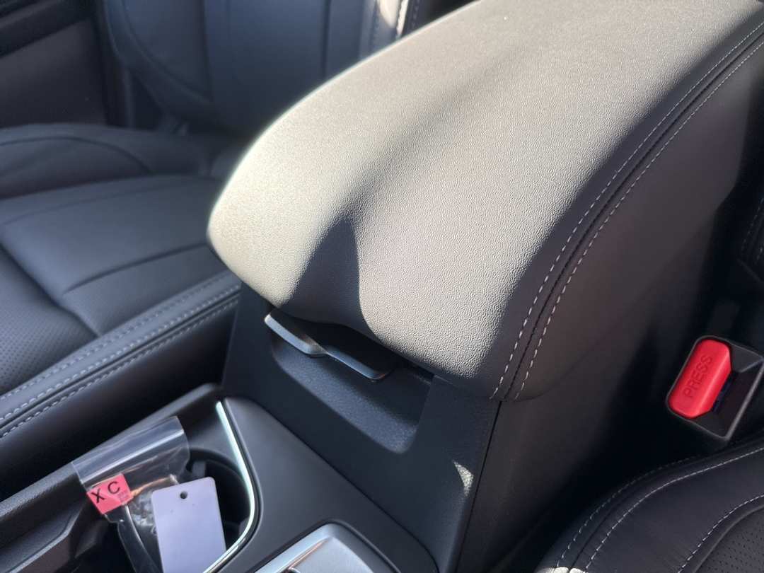 2026 Subaru Ascent Limited - Image 38