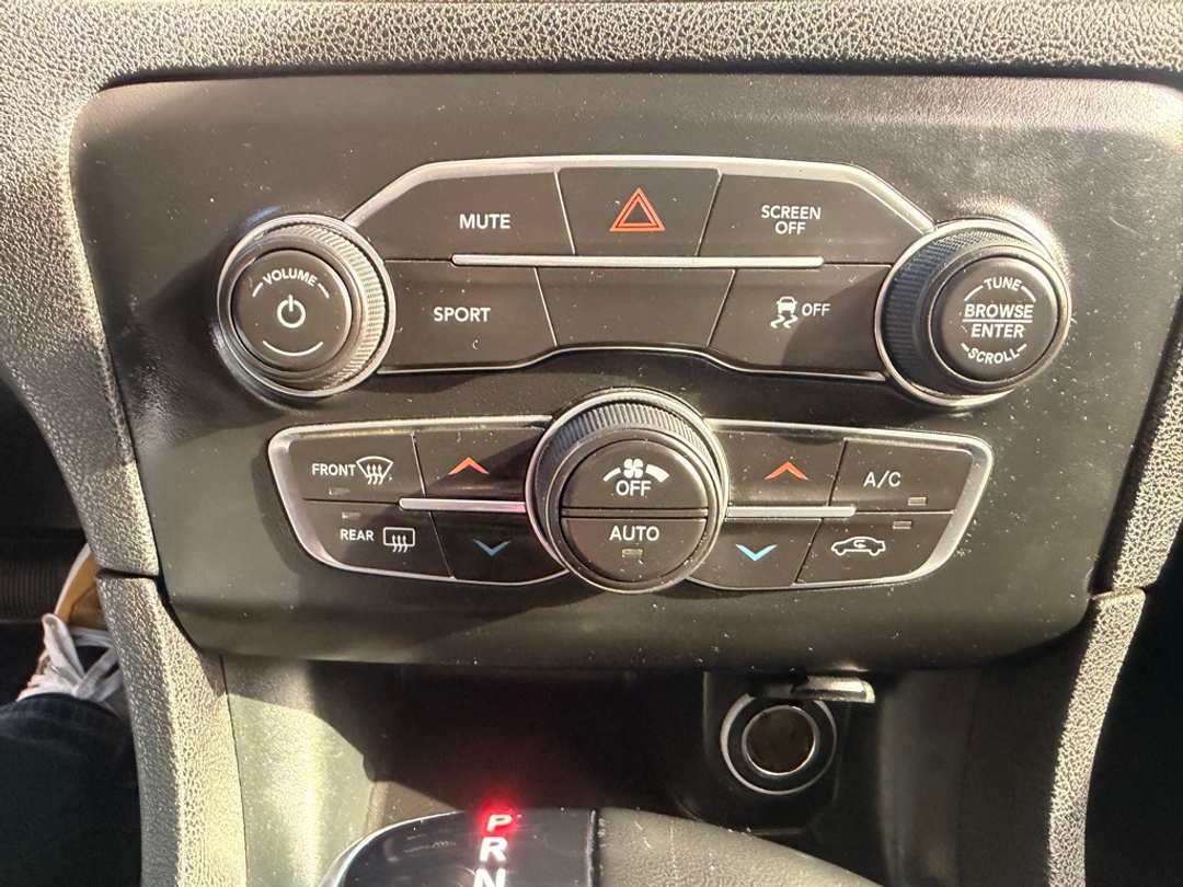 2017 Dodge Charger R/T - Image 33