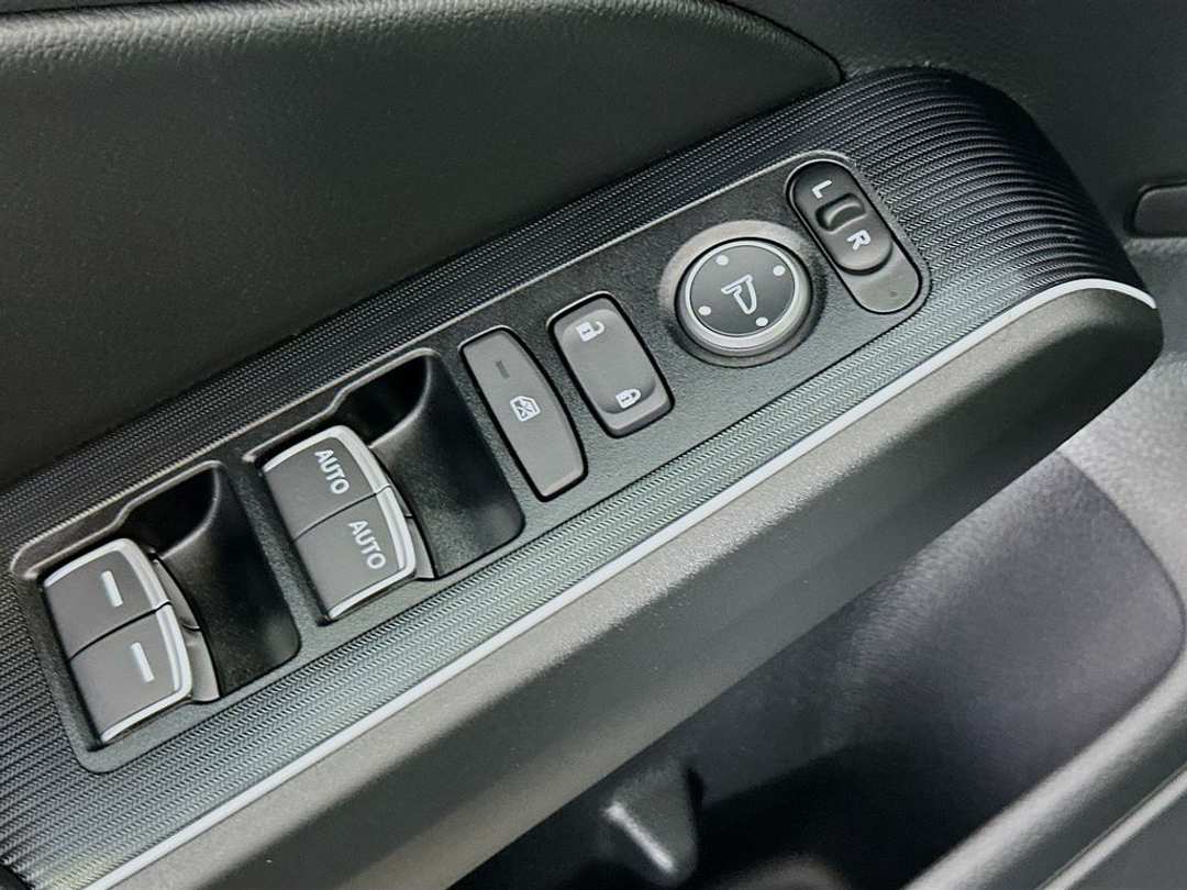 2026 Honda Civic Sport Touring - Image 18