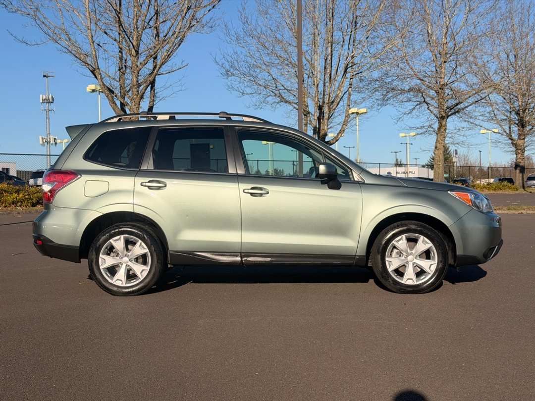 2015 Subaru Forester 2.5i Limited - Image 8