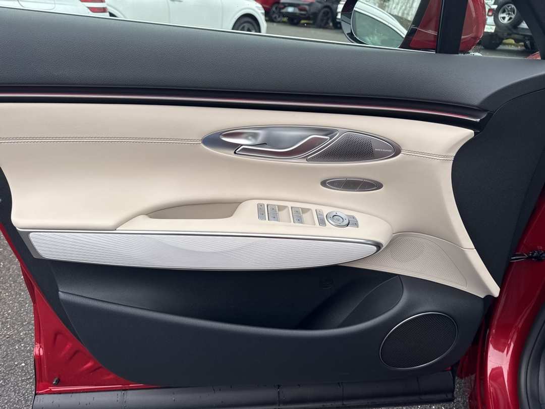 2026 Genesis Gv70 2.5T Advanced - Image 17