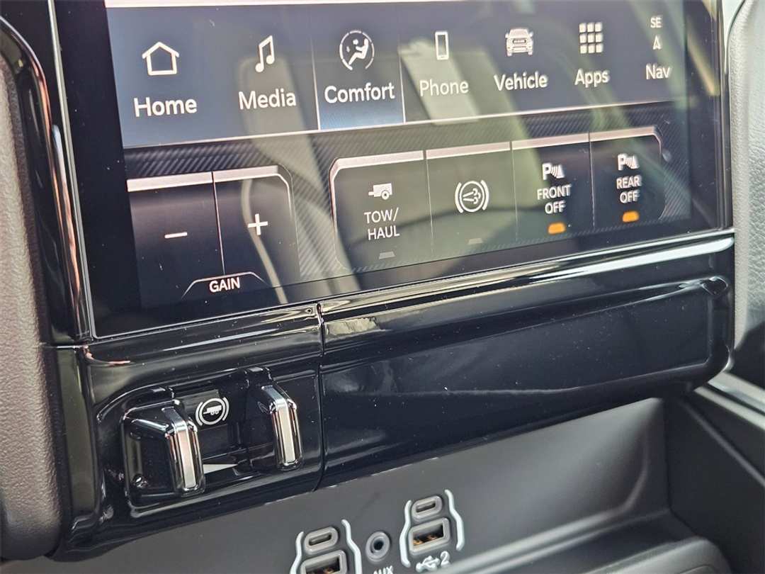2026 Ram 2500 Laramie - Image 24
