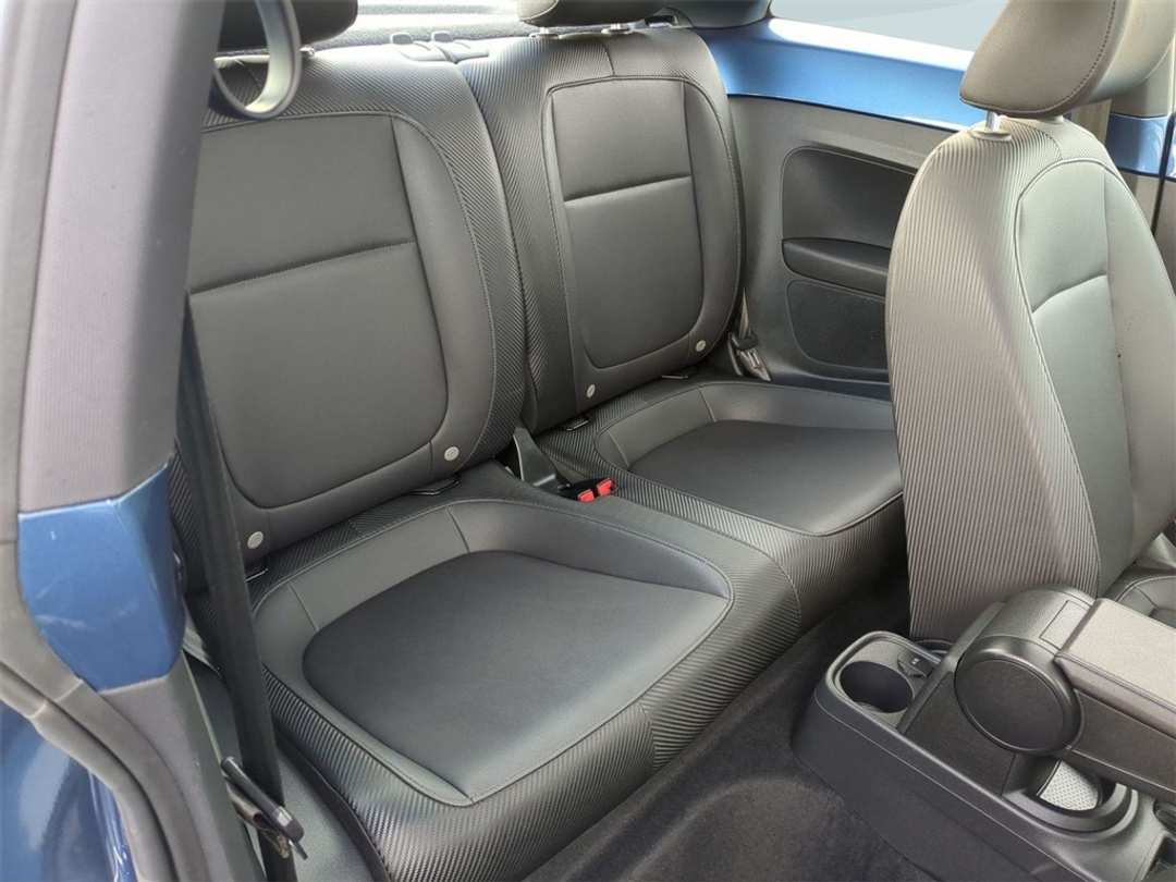 2019 Volkswagen Beetle 2.0T SE - Image 26