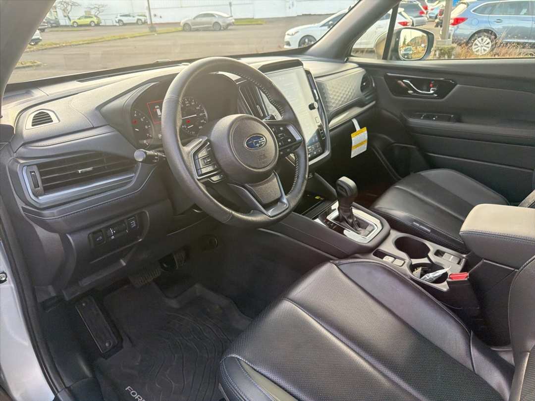 2025 Subaru Forester Limited - Image 16