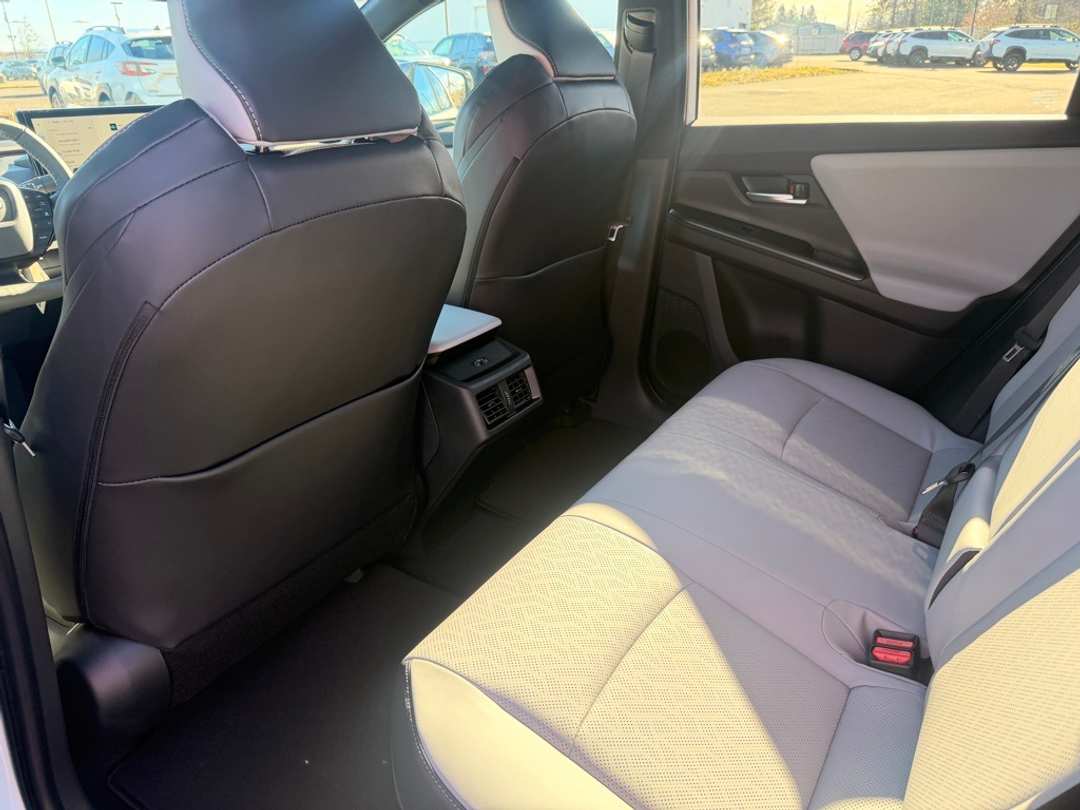 2026 Subaru Solterra Premium - Image 18